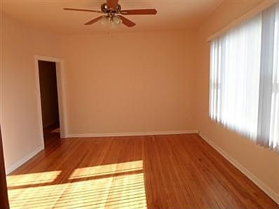 4th image of 4208 N Whipple St APT 1