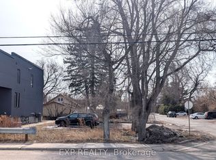 2 Pender St, Ottawa, ON K2G1J5