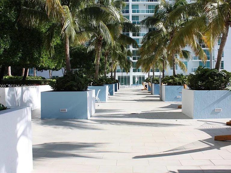 951 Brickell Ave #4006 — Photo 3
