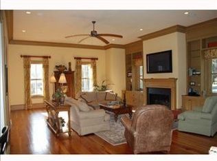 1 Camberwell Pl, Savannah, GA 31411