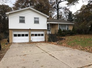 3835 Burlingame Ave SW, Wyoming, MI 49509