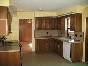 3rd image of 2418 Saharah Dr