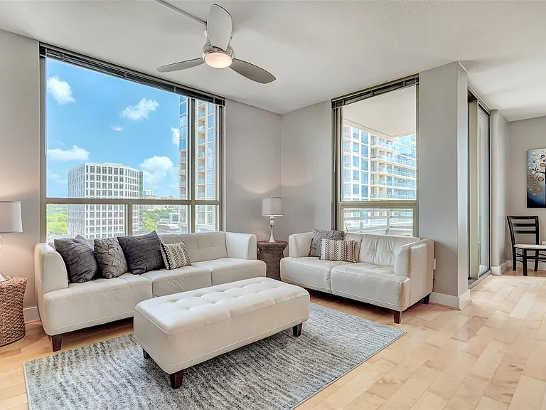 300 Bowie St #1301 — Photo 14