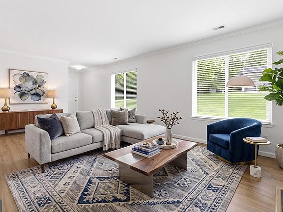 3rd image of 3714 Finsbury Park Dr #50B
