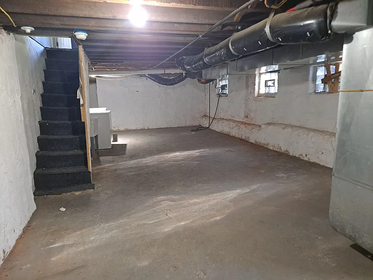 1100 Green St — Photo 27