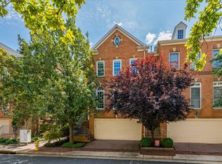272 Murtha St, Alexandria, VA 22304