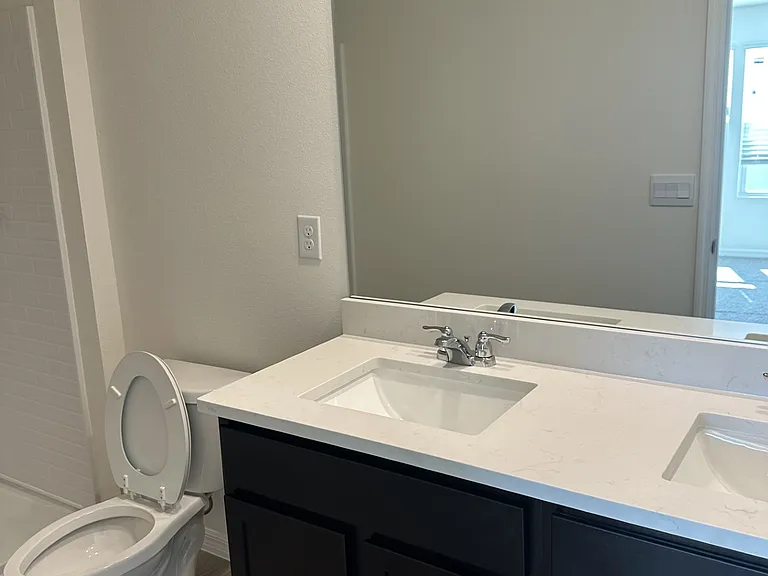 8194 SW 67th Ave #8194 — Photo 5
