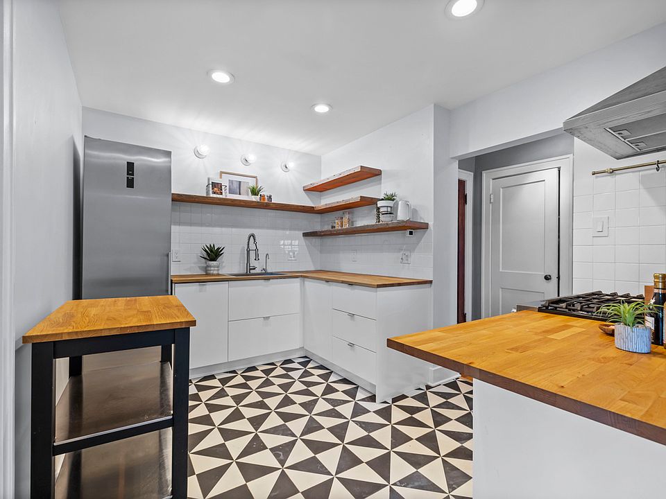 1st image of 1446 N Gilpin St APT 7