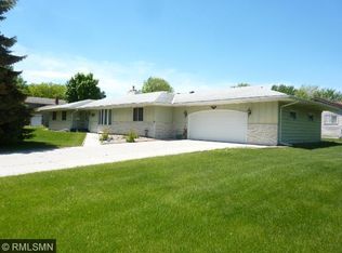 9242 Hamlet Ave S, Cottage Grove, MN 55016