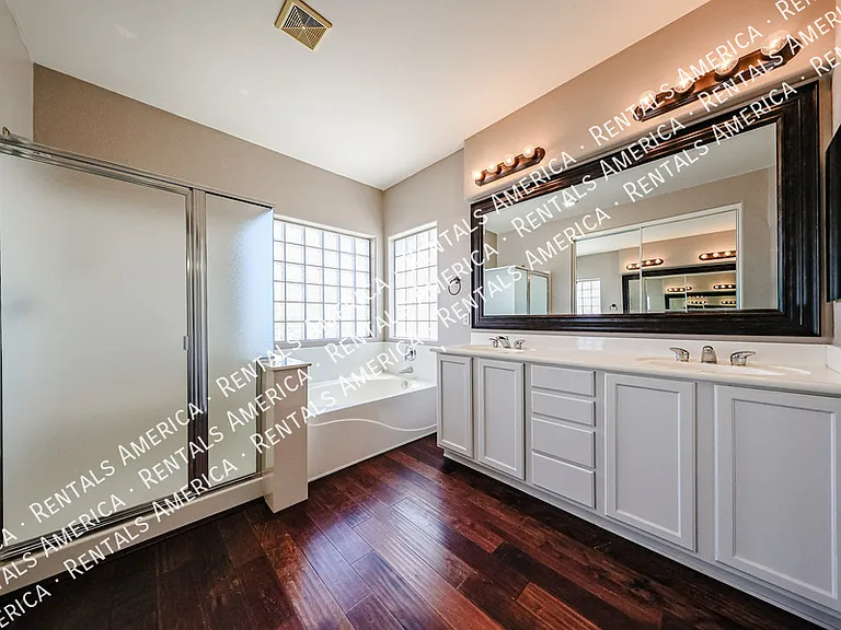 16869 S 30th Ave — Photo 36