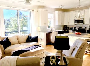 115 E 8th St APT 14, Traverse City, MI 49684