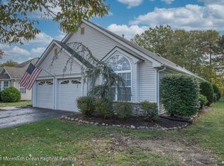 1 Sandhurst Rd, Lakewood, NJ 08701