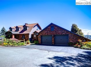 414 Vail Dr, Blowing Rock, NC 28605