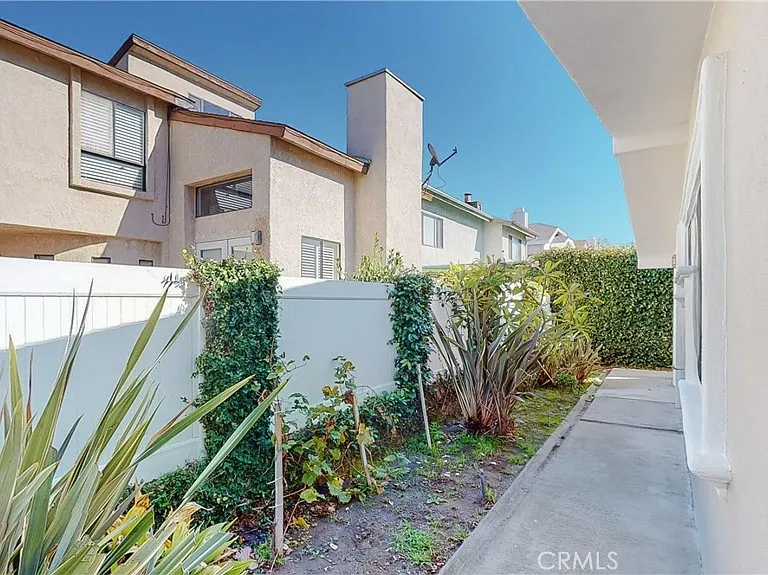 2213 Bataan Rd #B — Photo 46