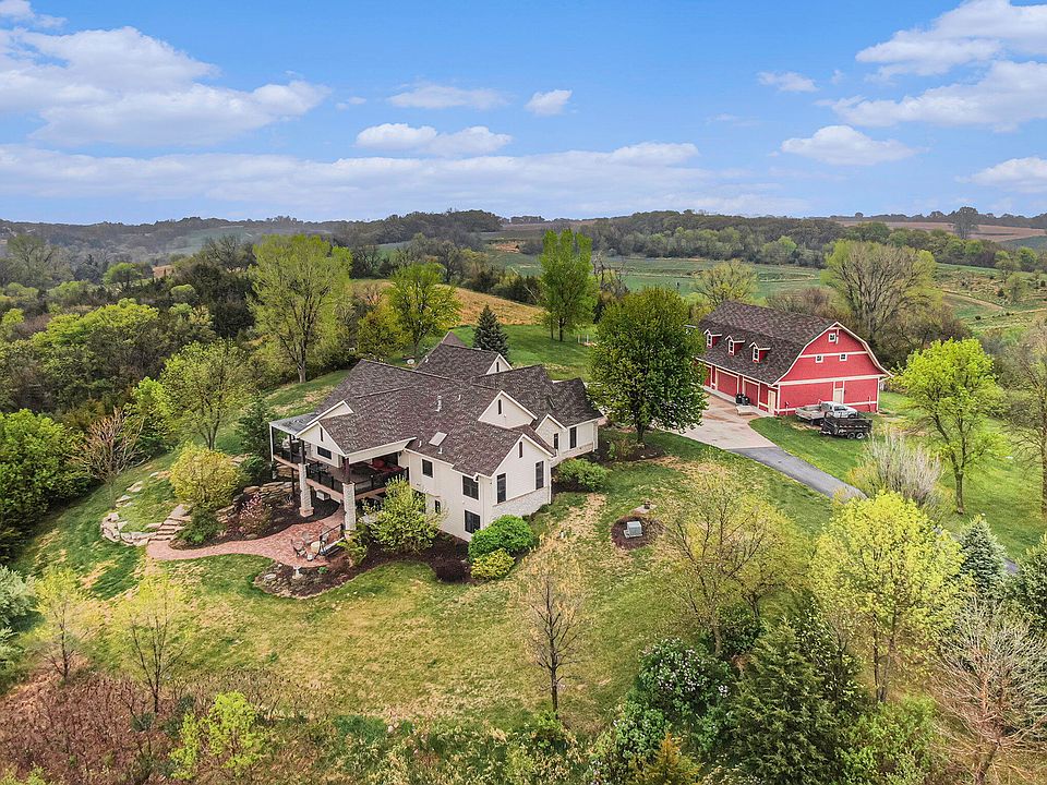 1st image of 21436 Lake Hill Ln