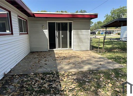 4th image of 6426 Evergreen Blvd