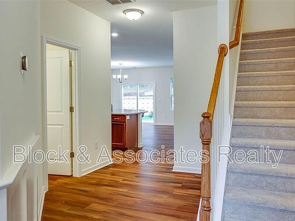 2nd image of 4111 Lofty Ridge Pl