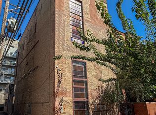 160 W Burton Pl APT 2R, Chicago, IL 60610