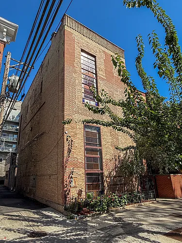 160 W Burton Pl #2R Photo 1 160 W Burton Pl #2R Photo 1