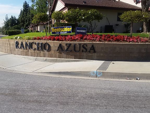3rd image of 1147 W Calle Del Sol APT 1