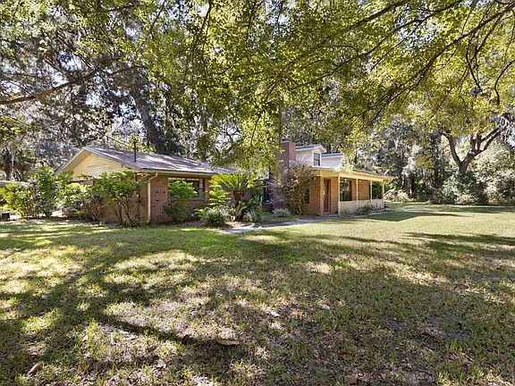 2nd image of 2104 SE County Road 252