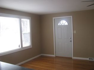 636 Tuttle St, Manhattan, KS 66502