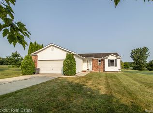 500 Windy Blf, Flushing, MI 48433
