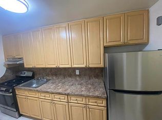172 Van Duzer St #1B, Staten Island, NY 10301