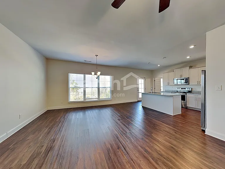 5026 Mountain Springs Rd — Photo 4