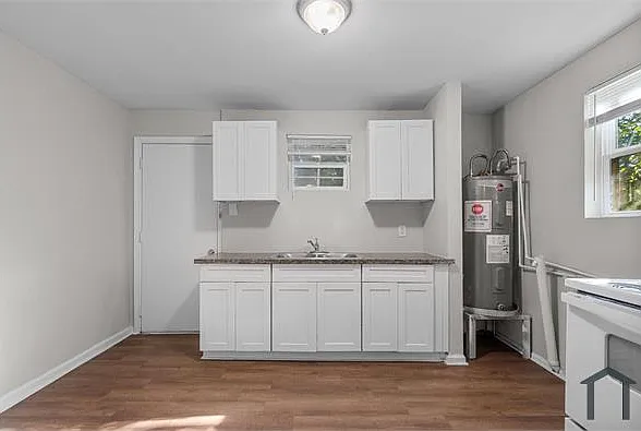 2 bed, 775 sqft, $950 — Photo 2