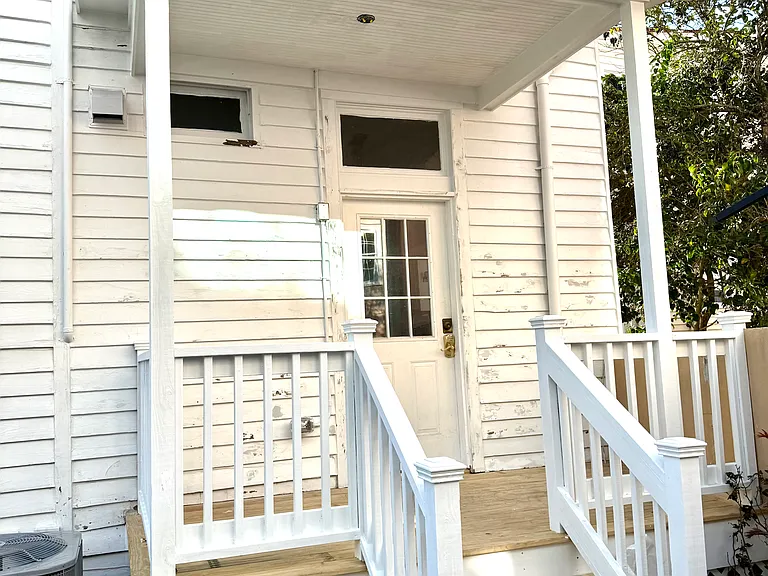 58 Pitt St #B — Photo 32