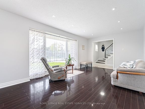 5th image of 39 Aberdeen Cres
