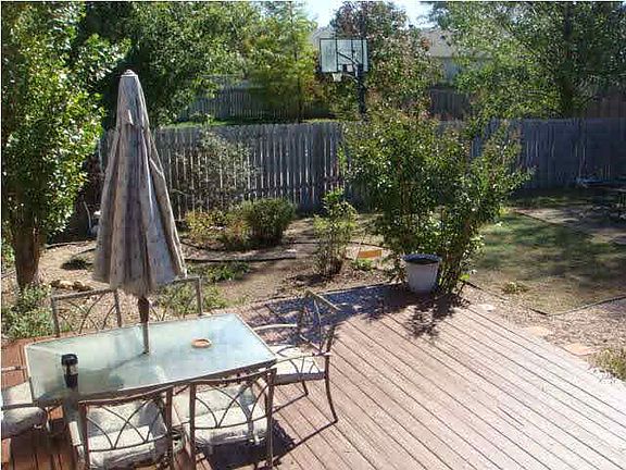 4th image of 1755 Lakeland Dr
