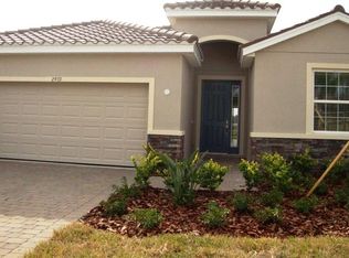 2933 Esmeralda Dr, Sarasota, FL 34243
