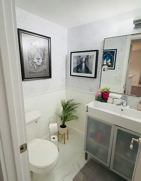 702 SE 2nd Ave #405 — Photo 10