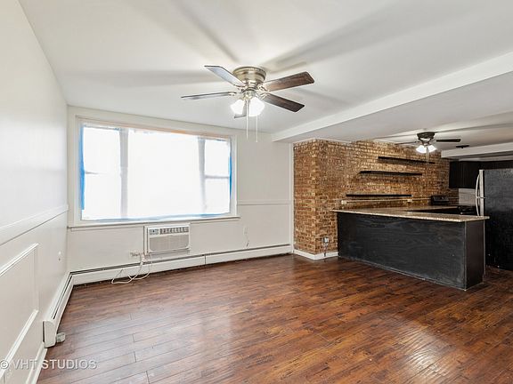 3rd image of 7854 S South Shore Dr APT 103