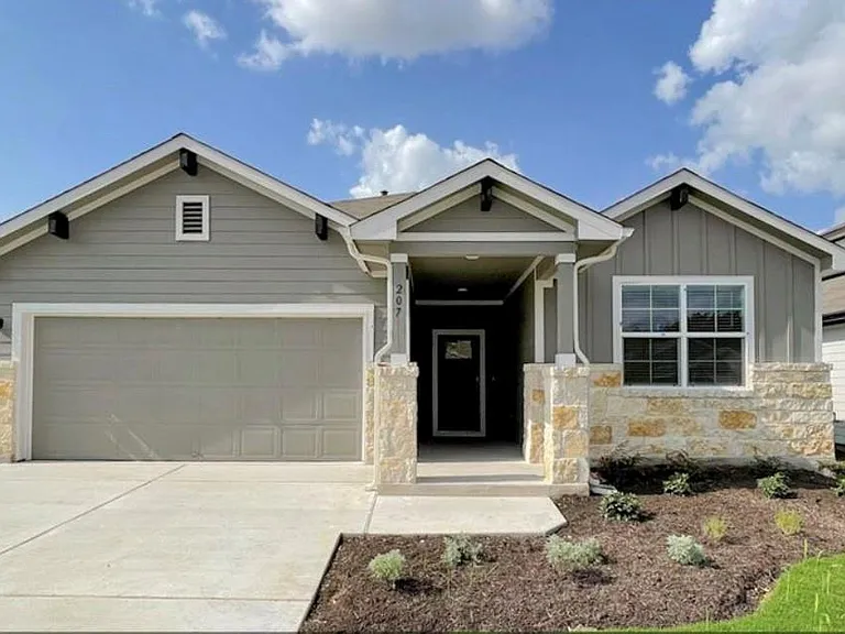 400 Barton Creek Ln — Photo 1