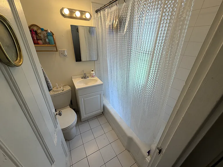 384 Washington St #2A — Photo 9
