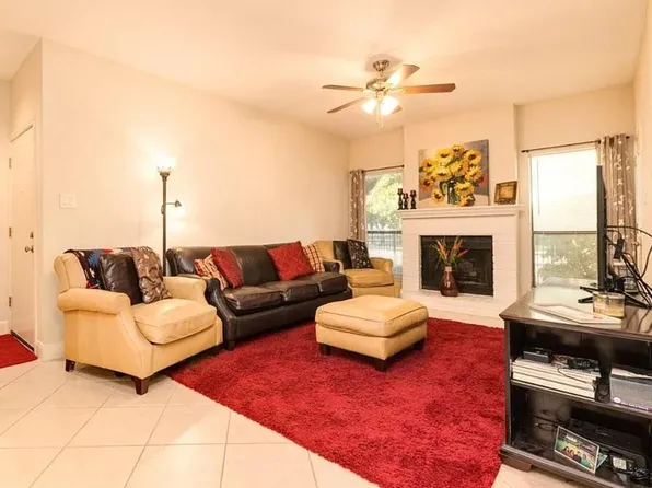 7950 N Stadium Dr APT 209, Houston, TX 77030