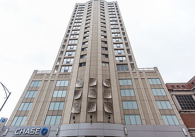 1st image of 600 N Dearborn St #1808