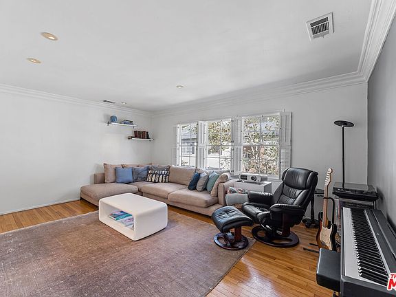 5th image of 515 San Vicente Blvd #515C