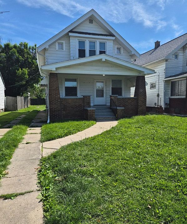 1st image of 540 E Weber St