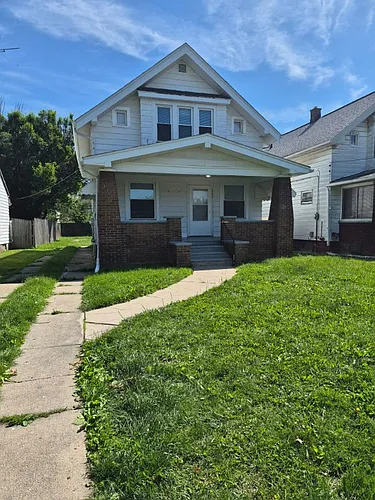 540 E Weber St Photo 1