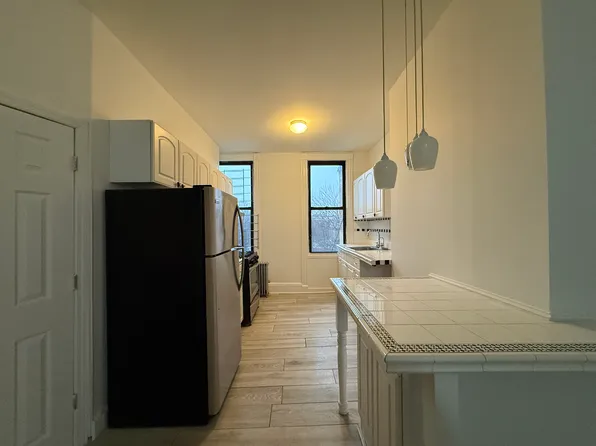 149 Bleecker Street image 1 of 10