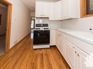 1242 W Erie St #2, Chicago, IL 60642