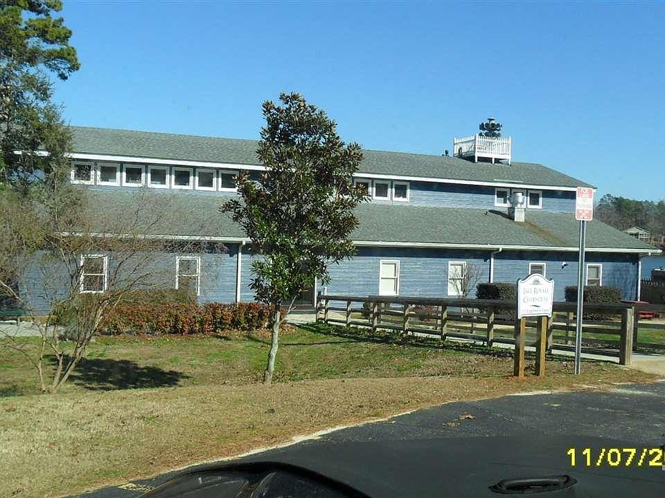 2nd image of 102 Pony Dr