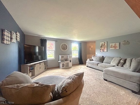 4th image of 759 Guilford Blvd