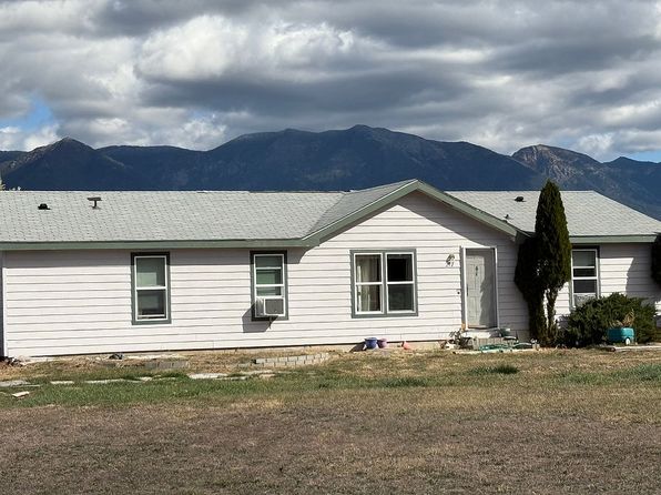 247 Farrier Ln