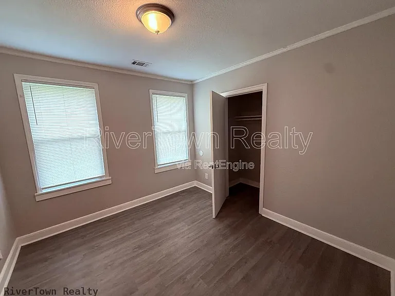3175 Jackson Ave — Photo 7