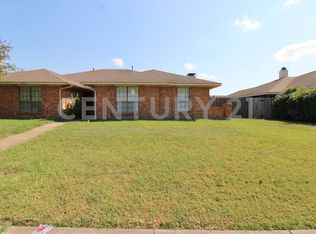 1234 Mockingbird Ln, Desoto, TX 75115